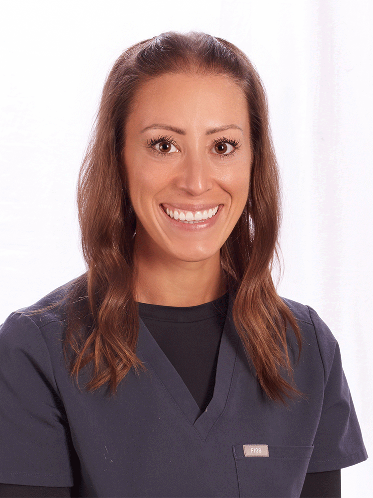 Staff headshot of dental hygienist, Breanna